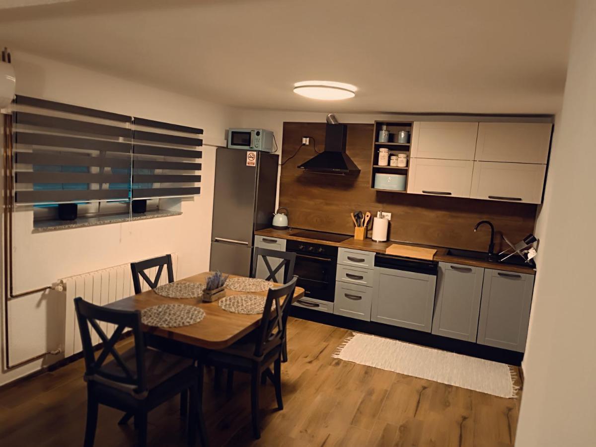 Kod Dida Apartman Gospić Kültér fotó